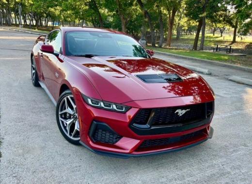 Ford Mustang GT Premium 2024