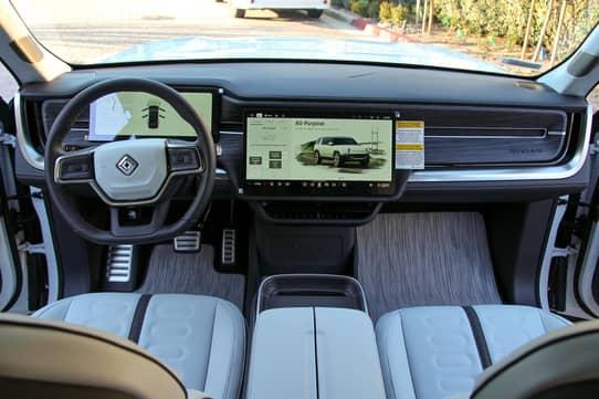 Rivian R1S Adventure 2024