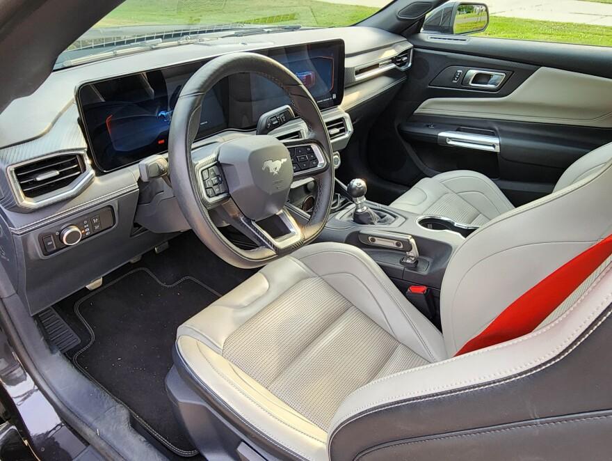 Ford Mustang GT Premium 2024