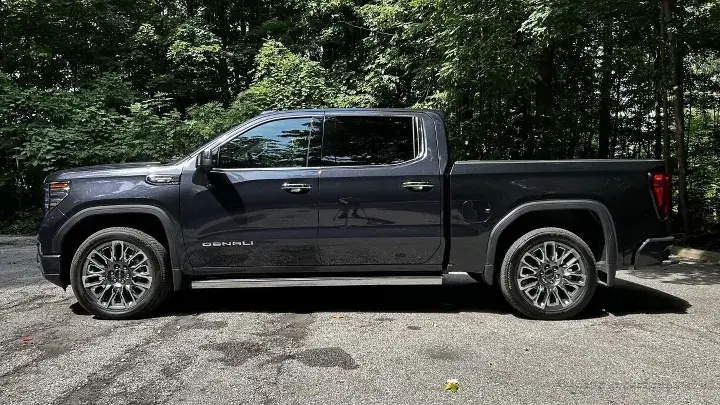 GMC Sierra 1500 Denali 2024
